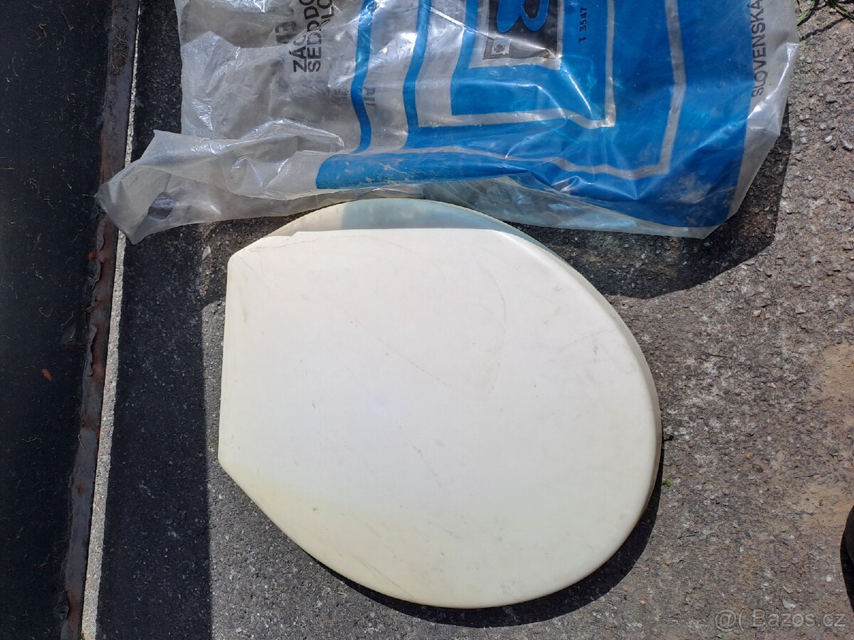 Retro záchodové prkénko - 2