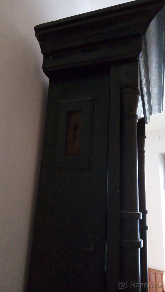 Dřevěné nástěnné hodiny - pendlovky Kienzle - 2