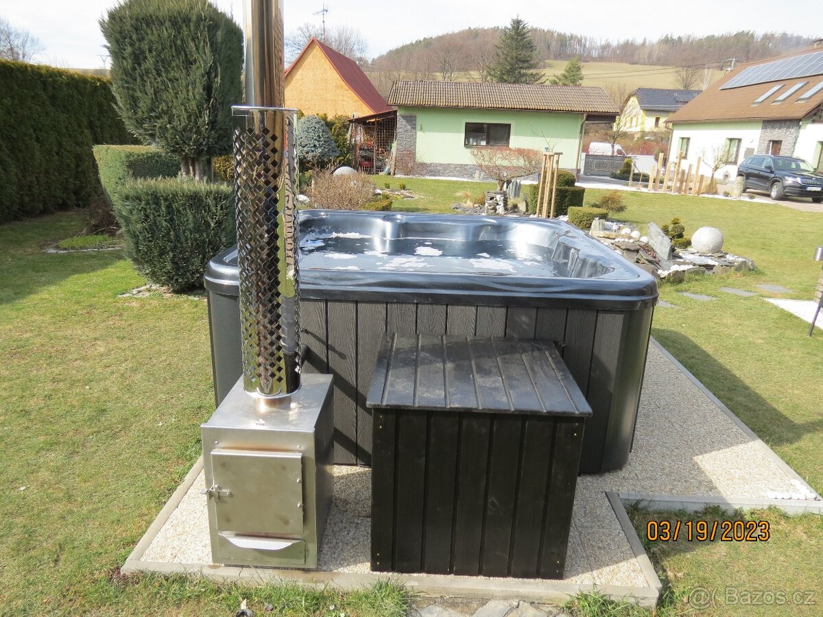 Luxusní venkovní vířivka s vytápěním na dřevo - 2