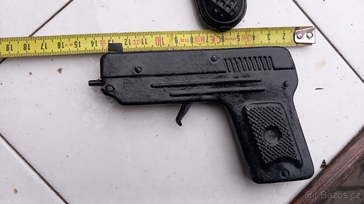 Pistolka zapalovač - 2