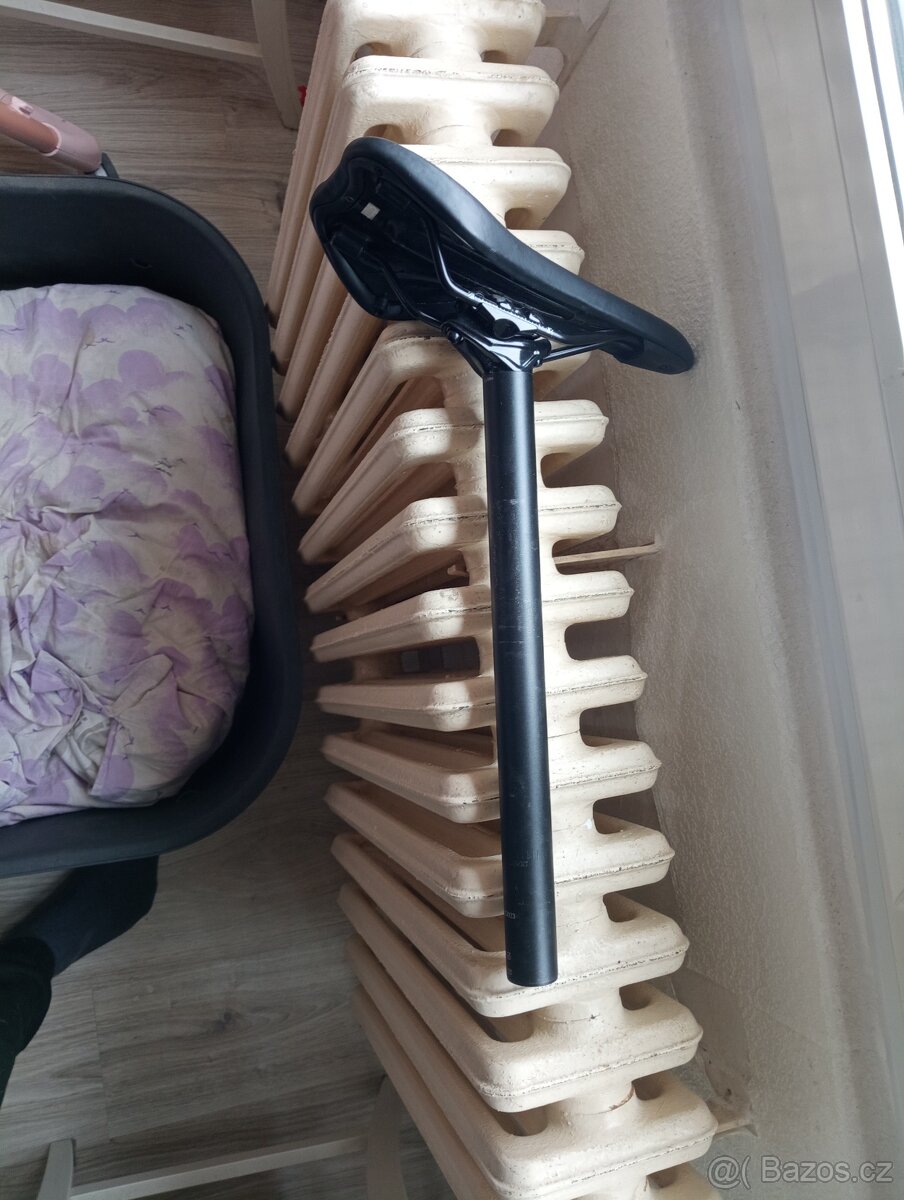 Sedlo Bontrager Arvada - 2