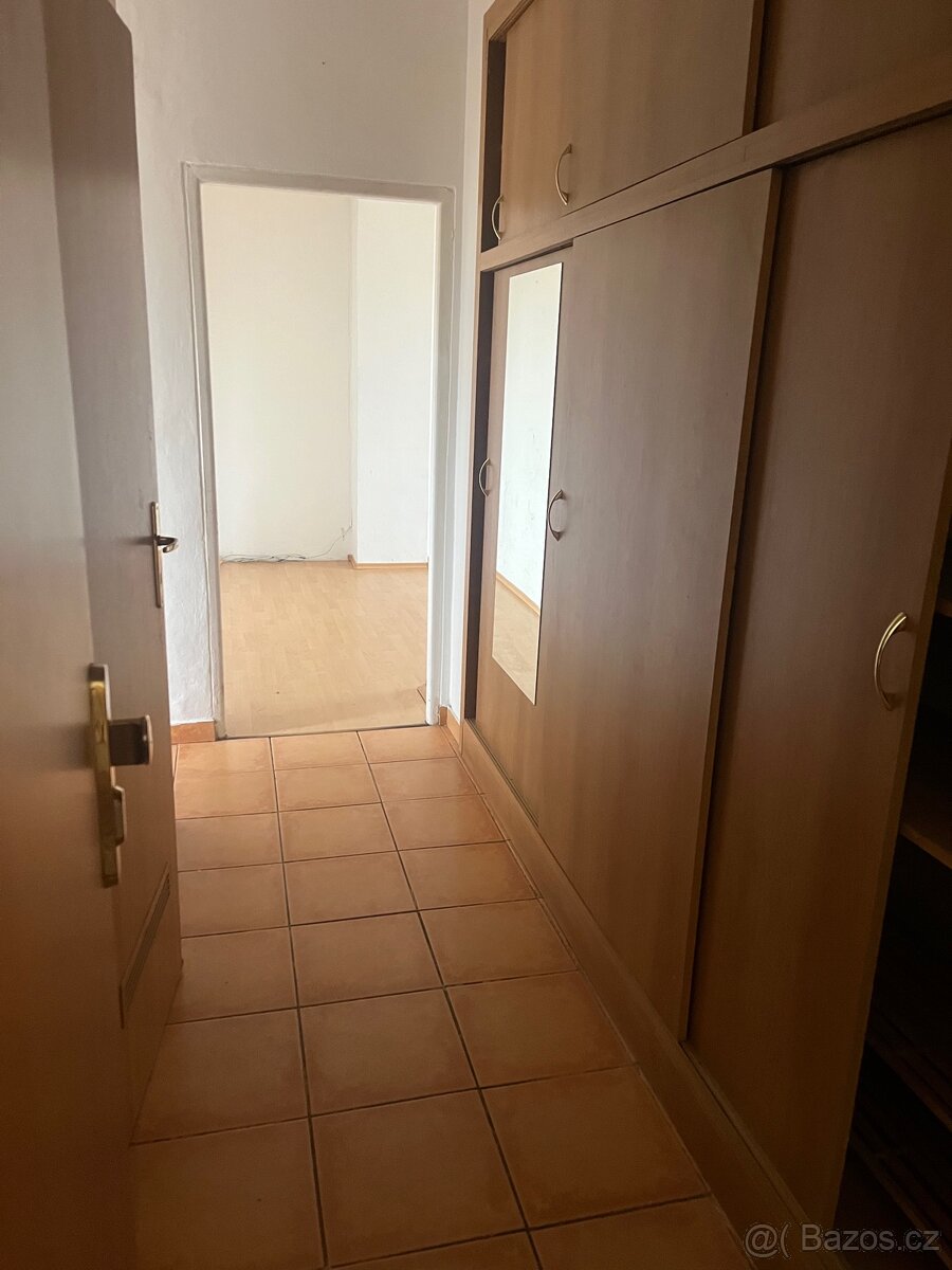 Pronájem 3 + 1 v cihle centrum města - 2
