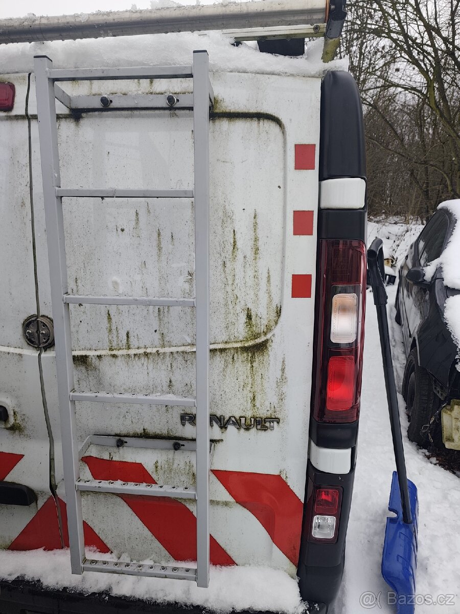Renault Trafic - 2