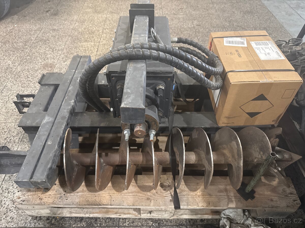 Vrták na smykový nakladač - 2