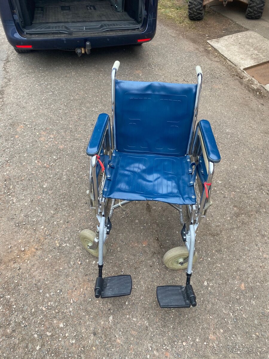 Invalidní vozík - 2