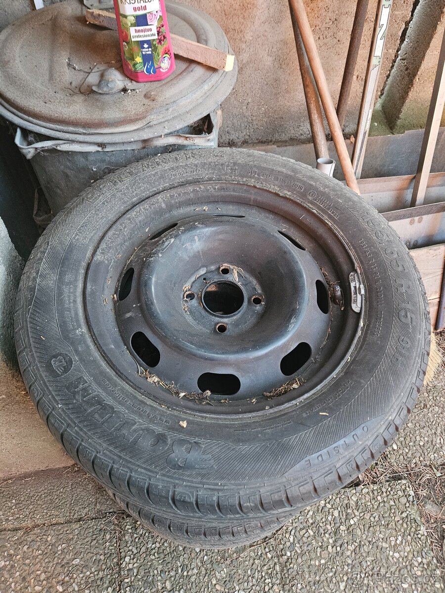 Sada disků s letními pneu vel. R15 - 2