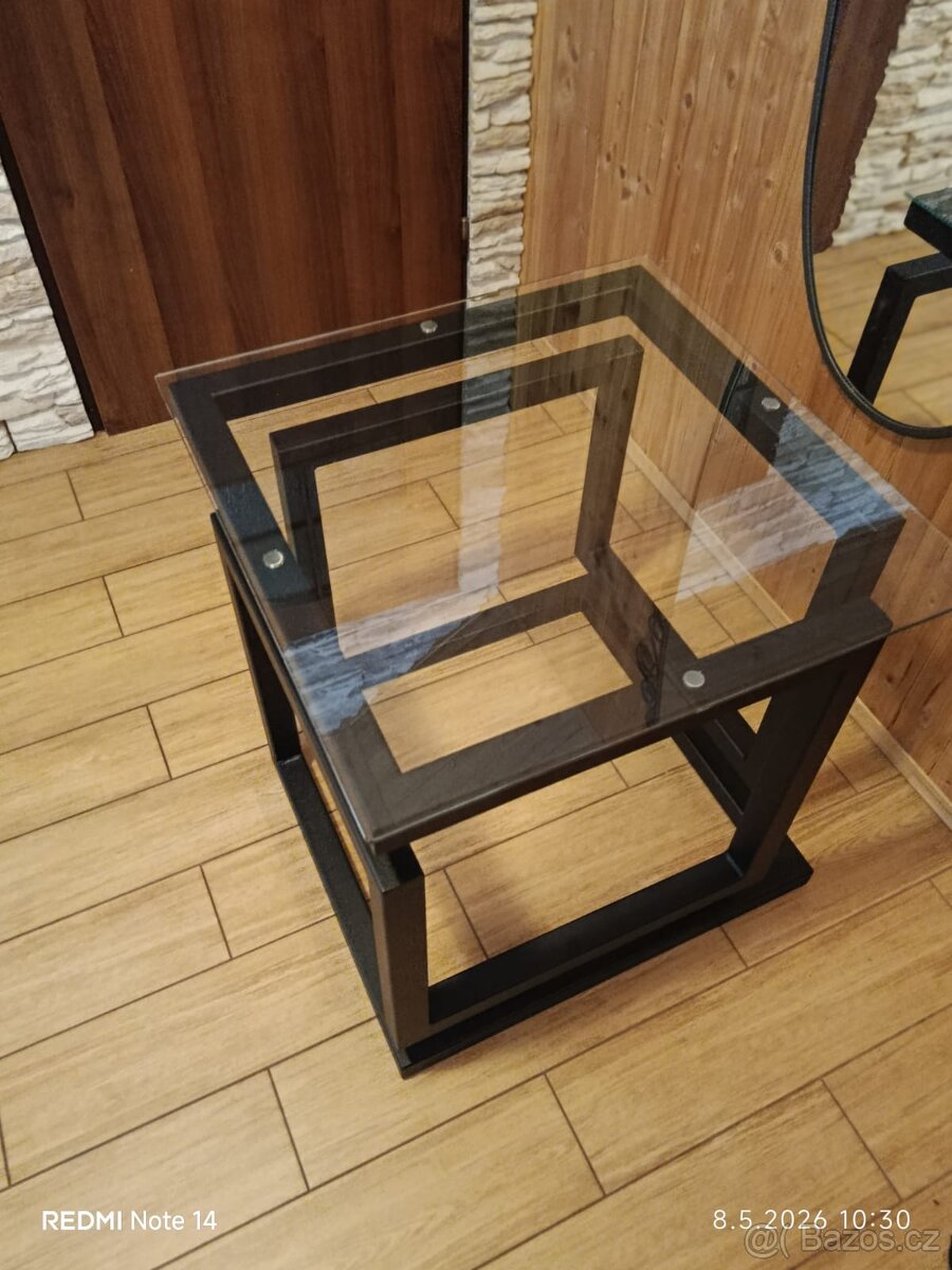 Konferenční stůl - 2
