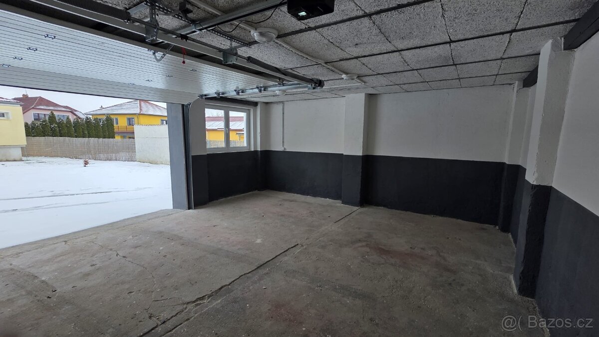 Pronájem garáže č. 20, 21 m² - 2