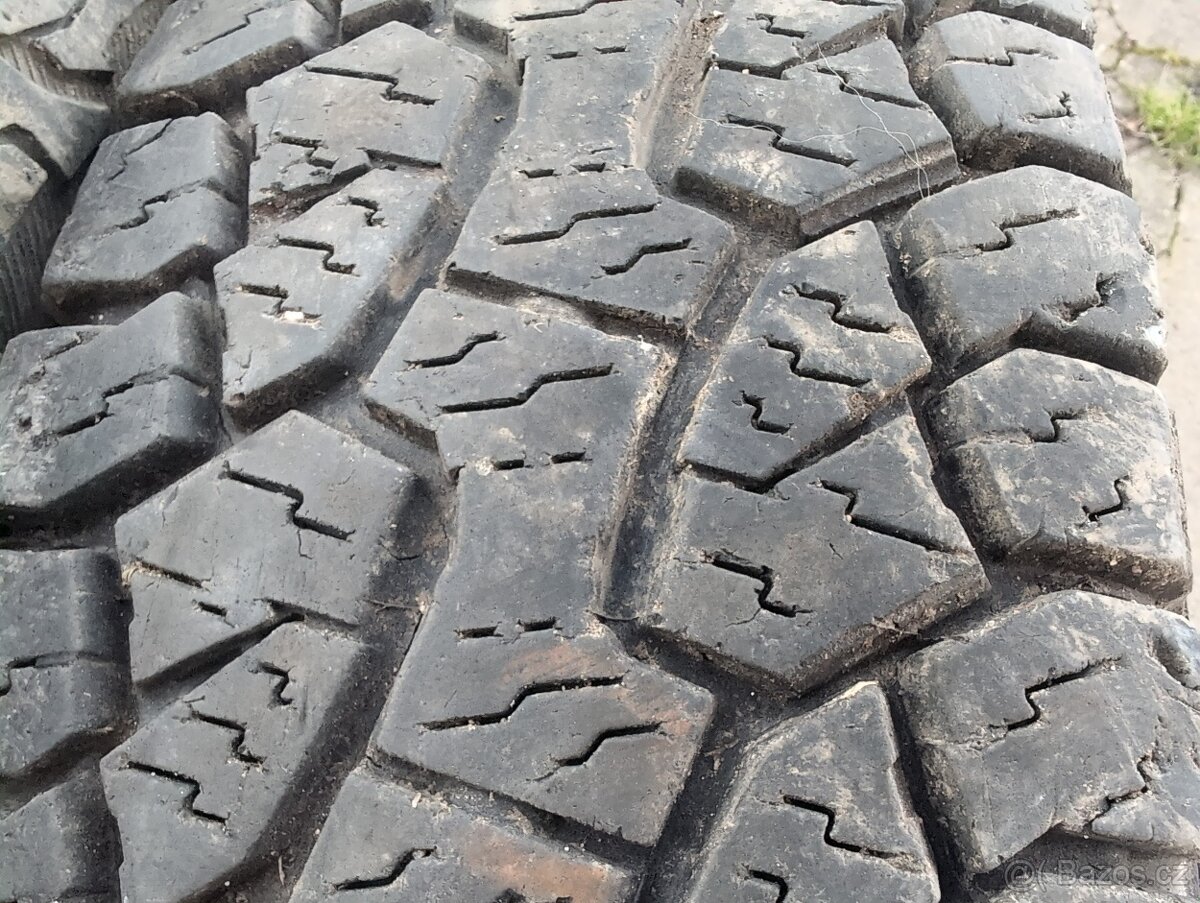 Pneu Hankook 205/80/16 prodej i po kusech - 2