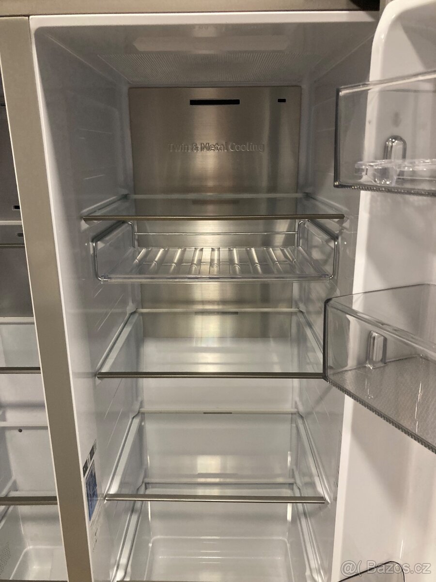 Americka lednice Samsung - 2