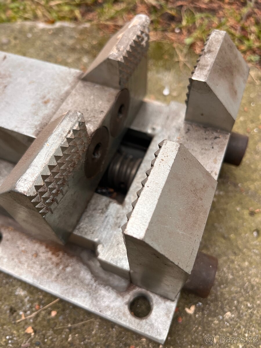 Strojní svěrák – REZERVACE PÁTEK - 2