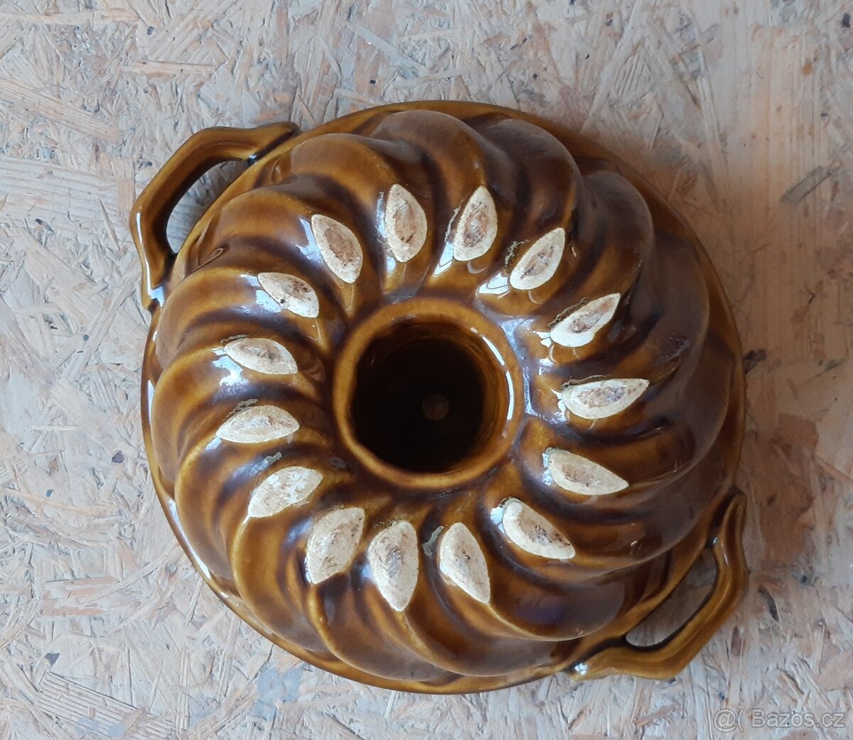 Retro forma na bábovku - 2