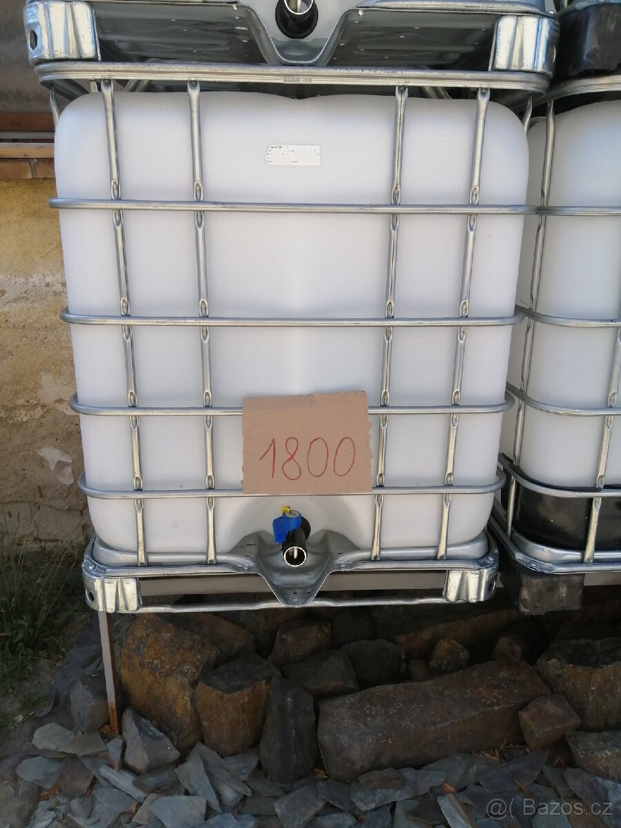 Nádrže na vodu 1000 litrů (i na pitnou vodu) - 2