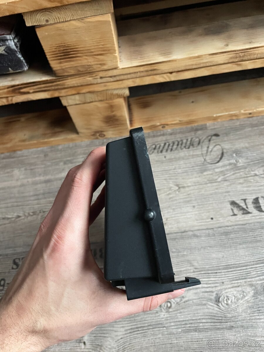 Kryt pojistkové skříňky pro Fiat Grande Punto - 2