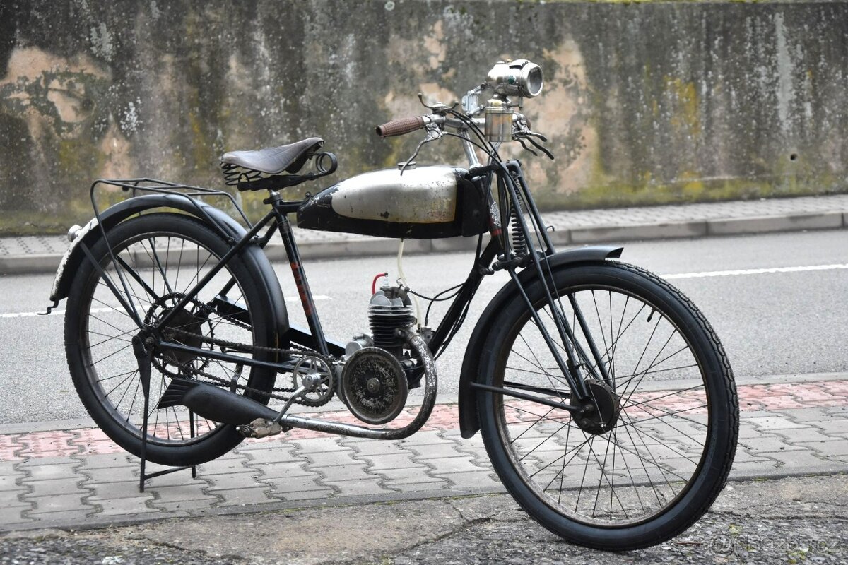 Vzácné motokolo Armor Paris - 2