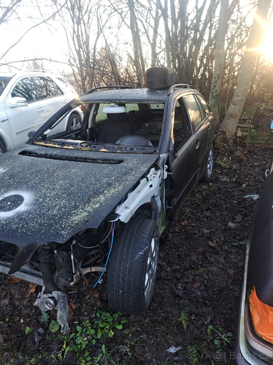 Mercedes benz W203 180 kompresor - 2