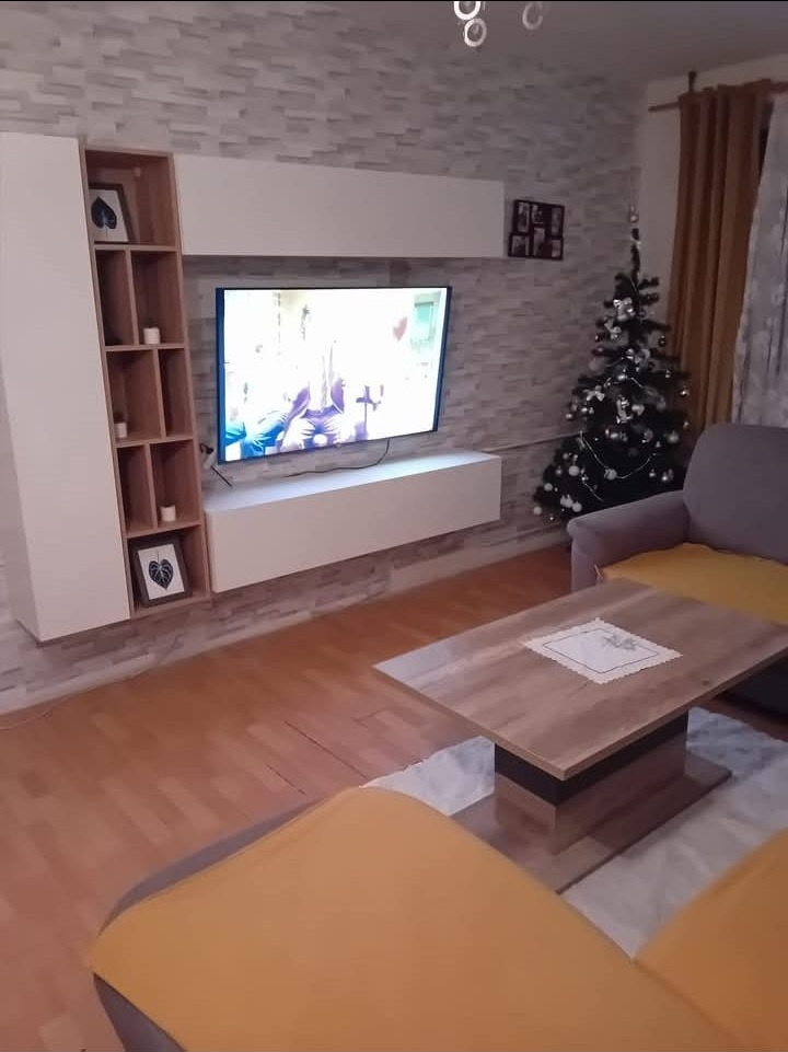 Prodám dr. byt 3+1, 67 m2, V. Volfa, Č. Budějovice - 2