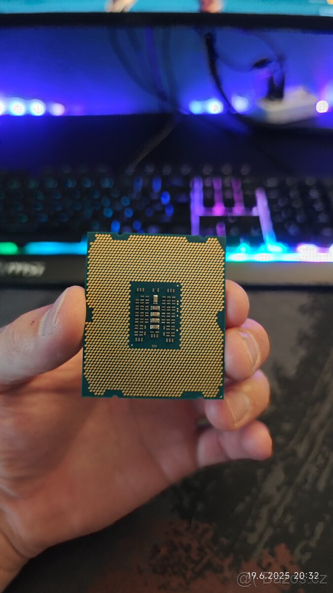 intel i7 4930k + chlazení - 2