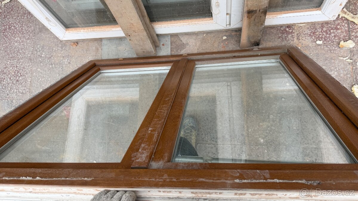 Plastove dvoukrile okno - 2