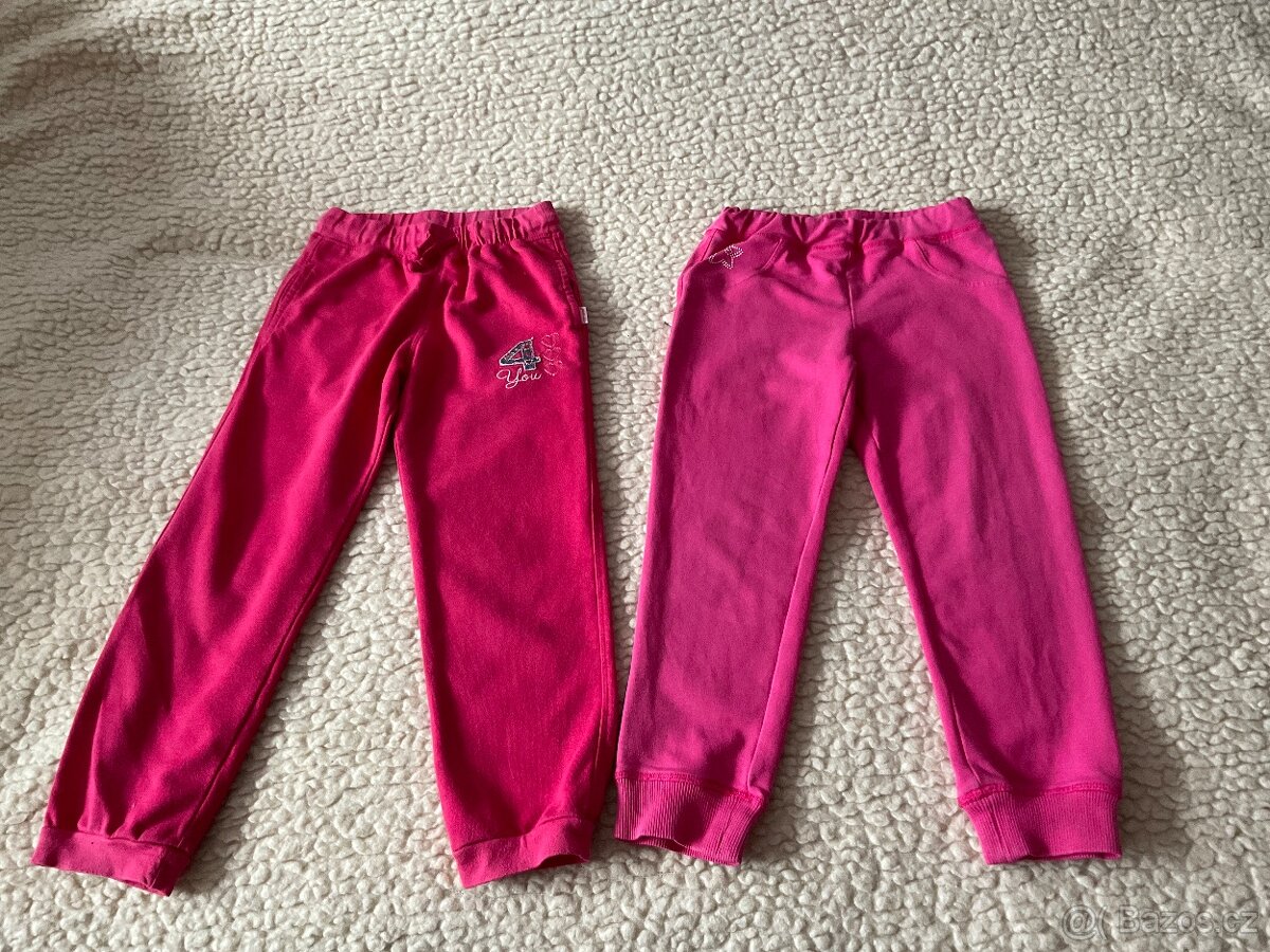 2x dívčí tepláky- Cornette, Primigi- 110 - 2