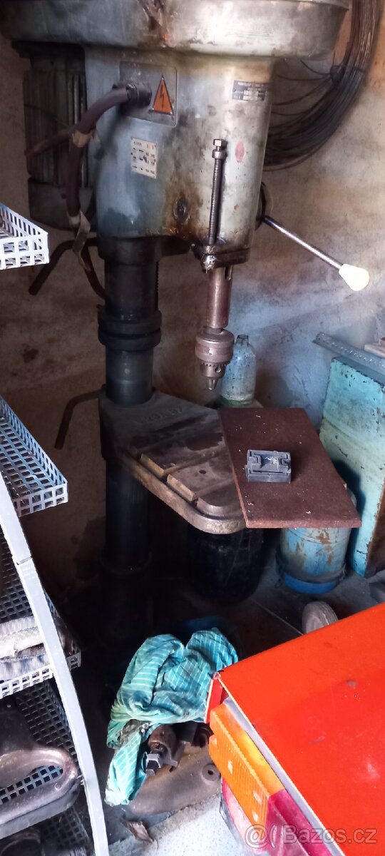 Vrtačka stojanová v23A - 2