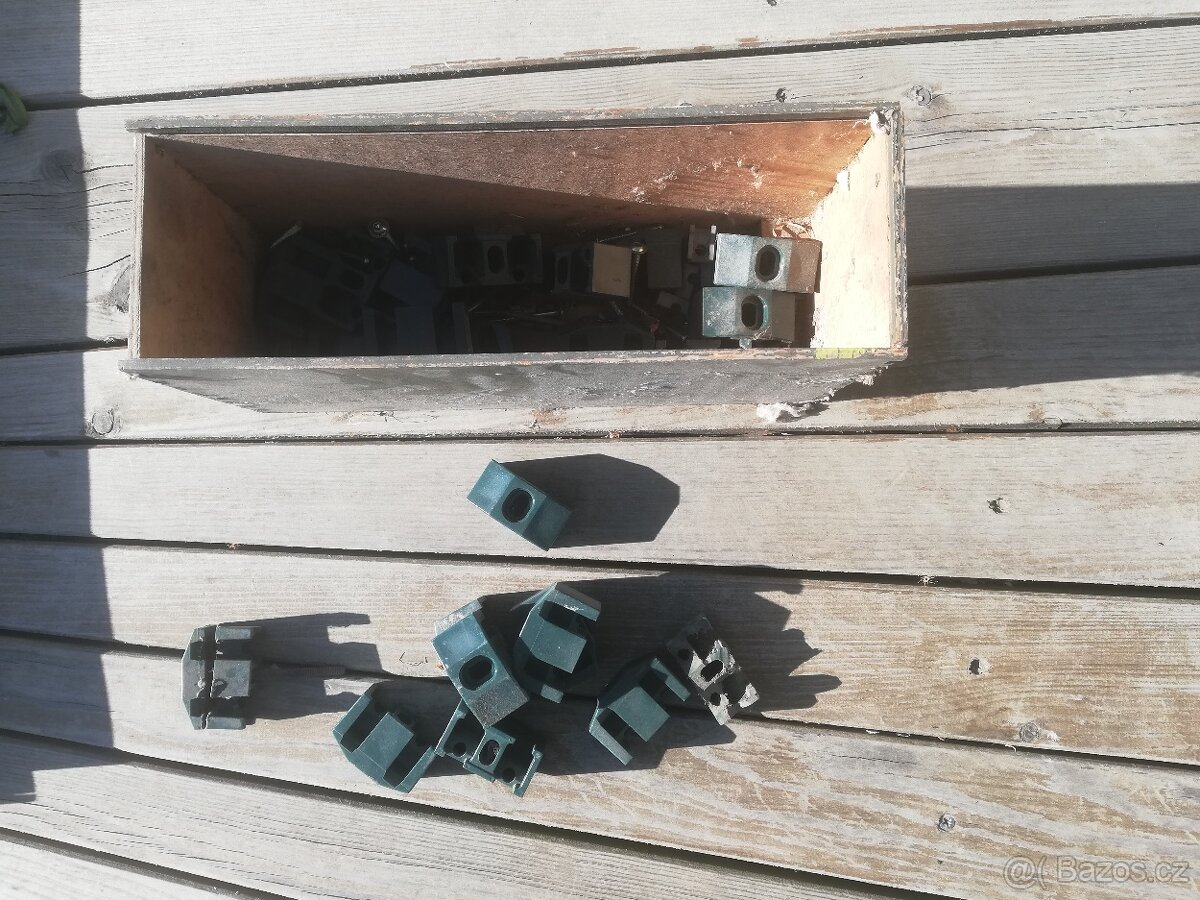 Plotové sloupky - 2