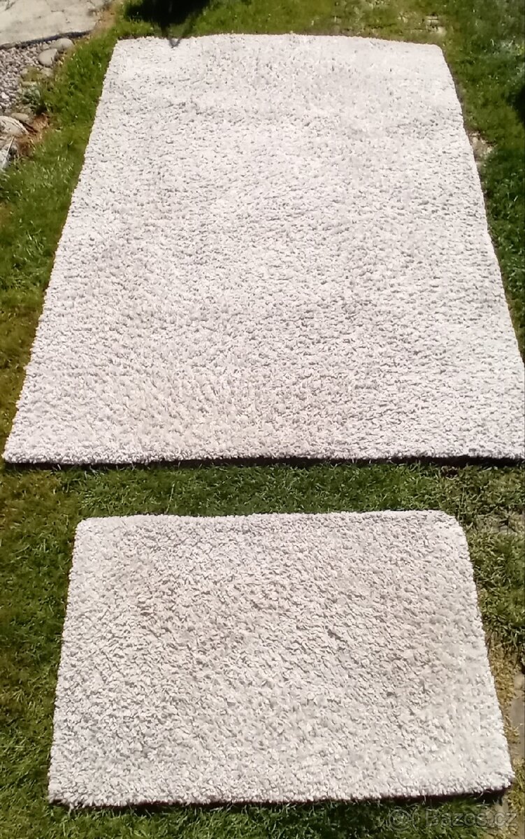 2x chlupatý koberec - 2