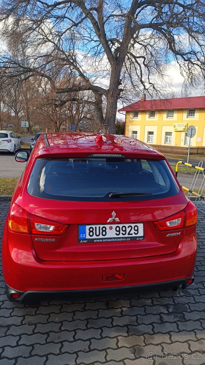 Prodám Mitsubishi ASX 1.6 benzín r.v.2017 - 2