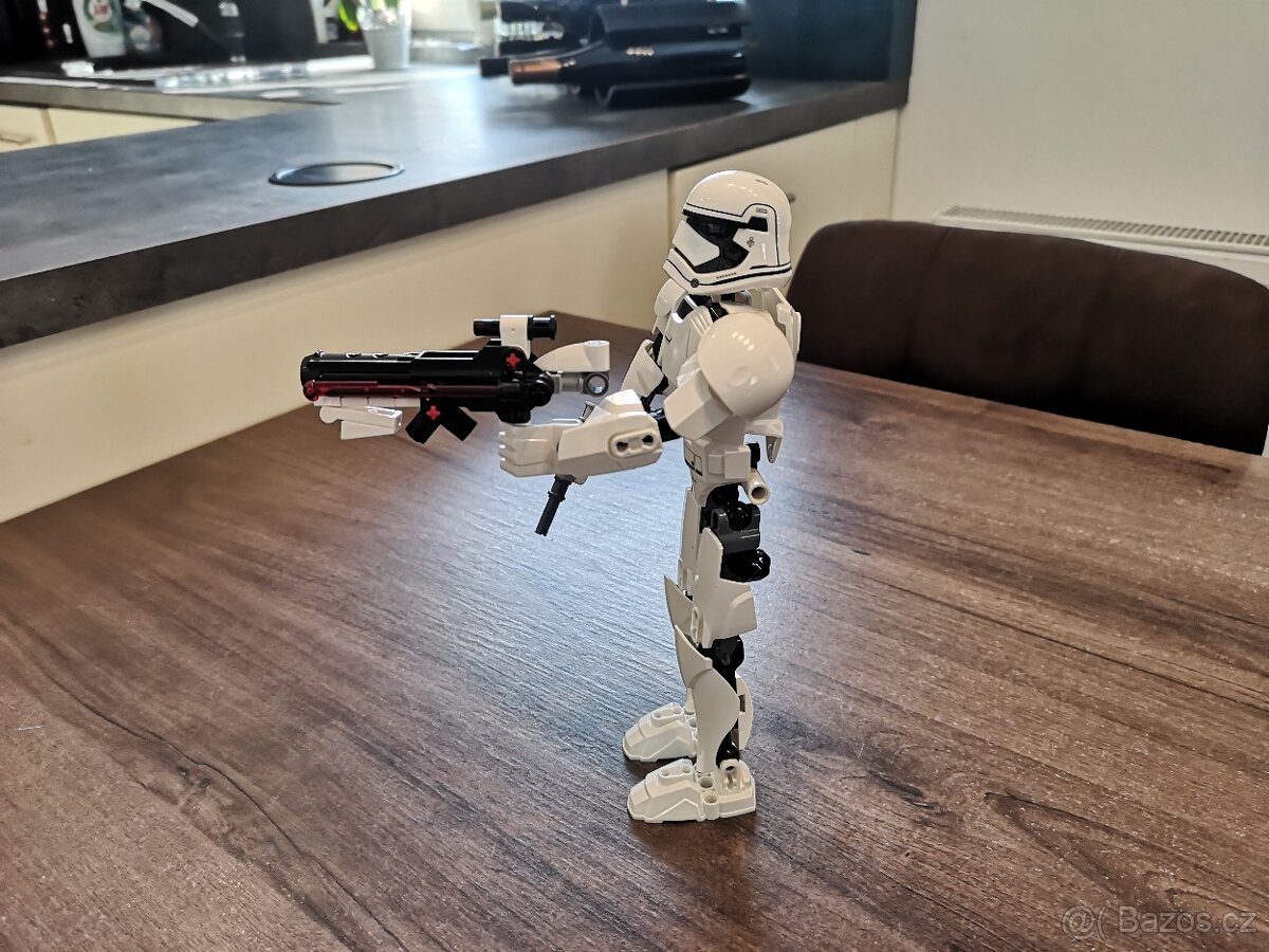Lego Star Wars 75114 - First Order Stormtrooper - 2