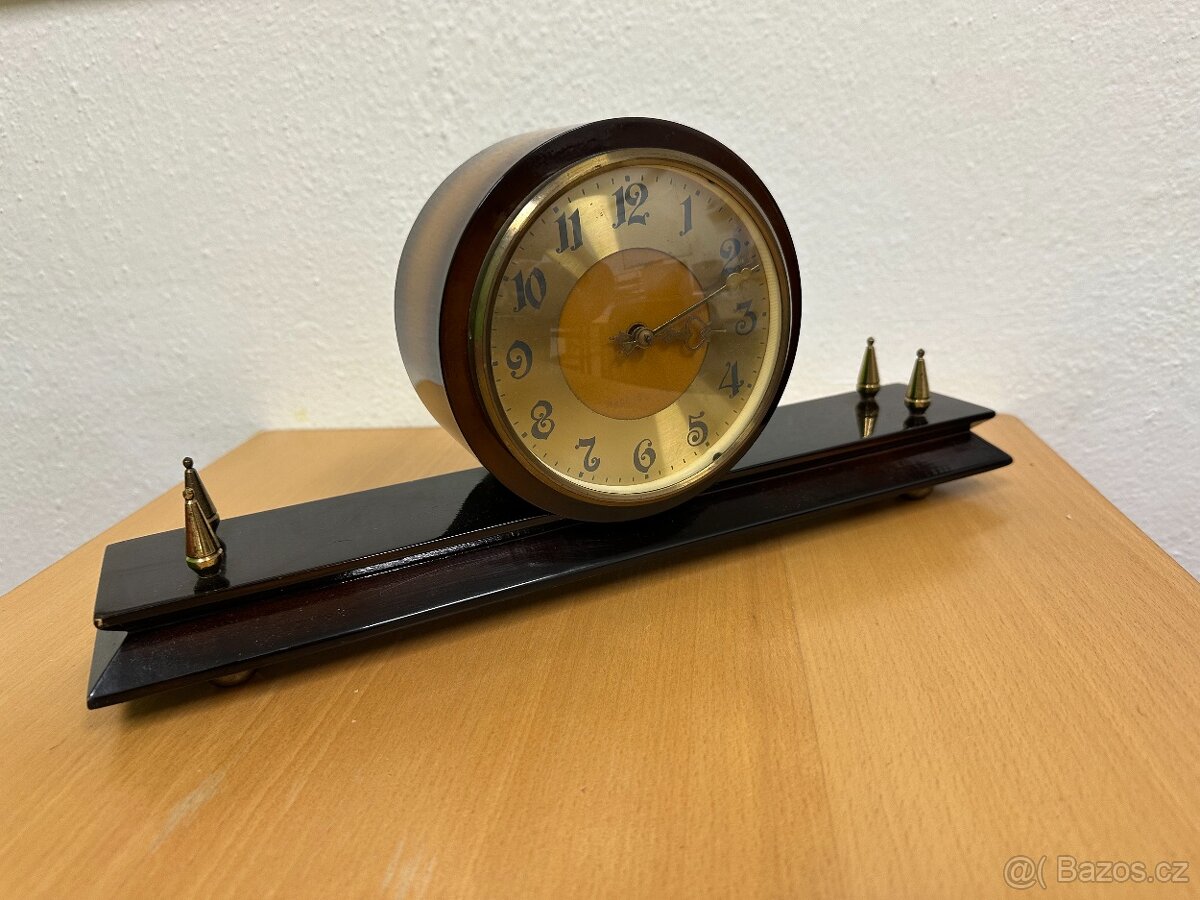 Staré hodiny VESNA - Made in USSR - 2