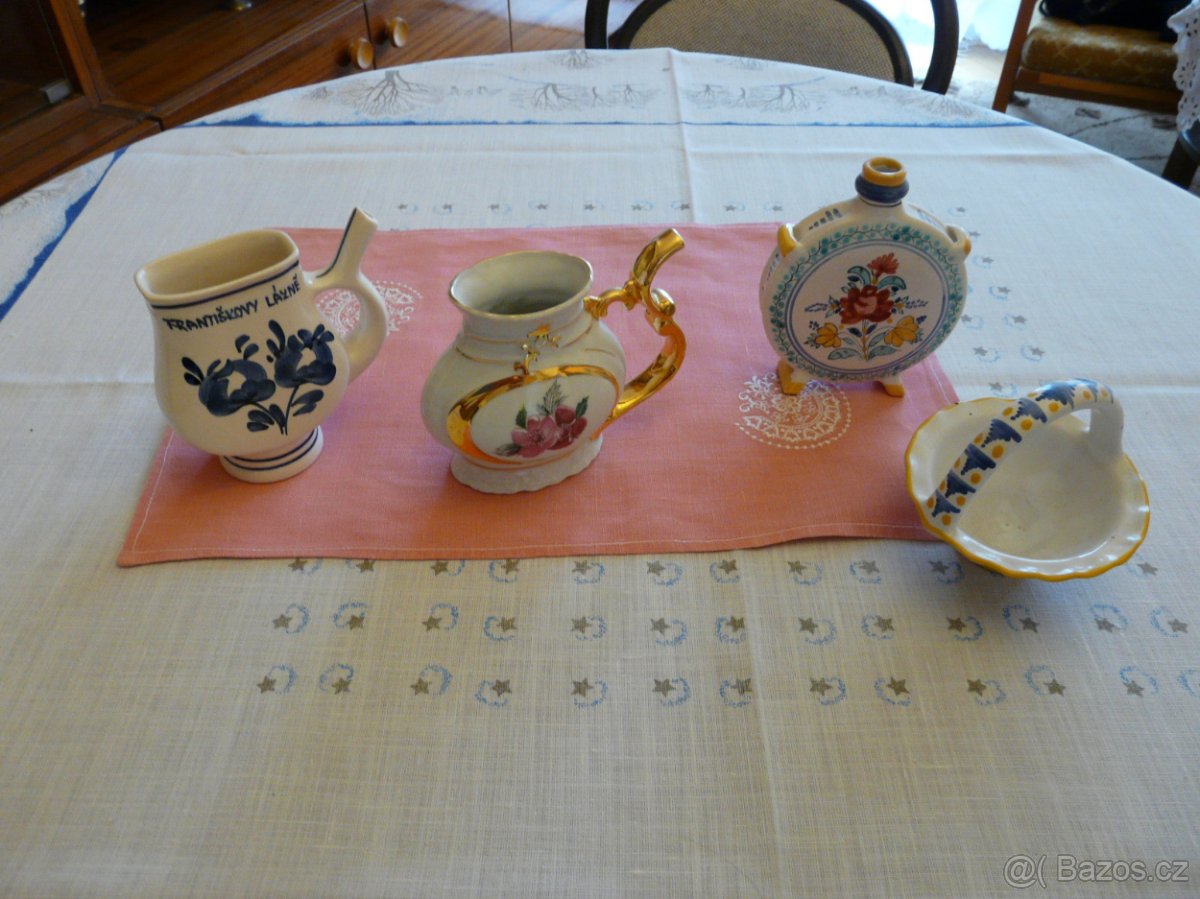 Porcelánové doplňky - 2