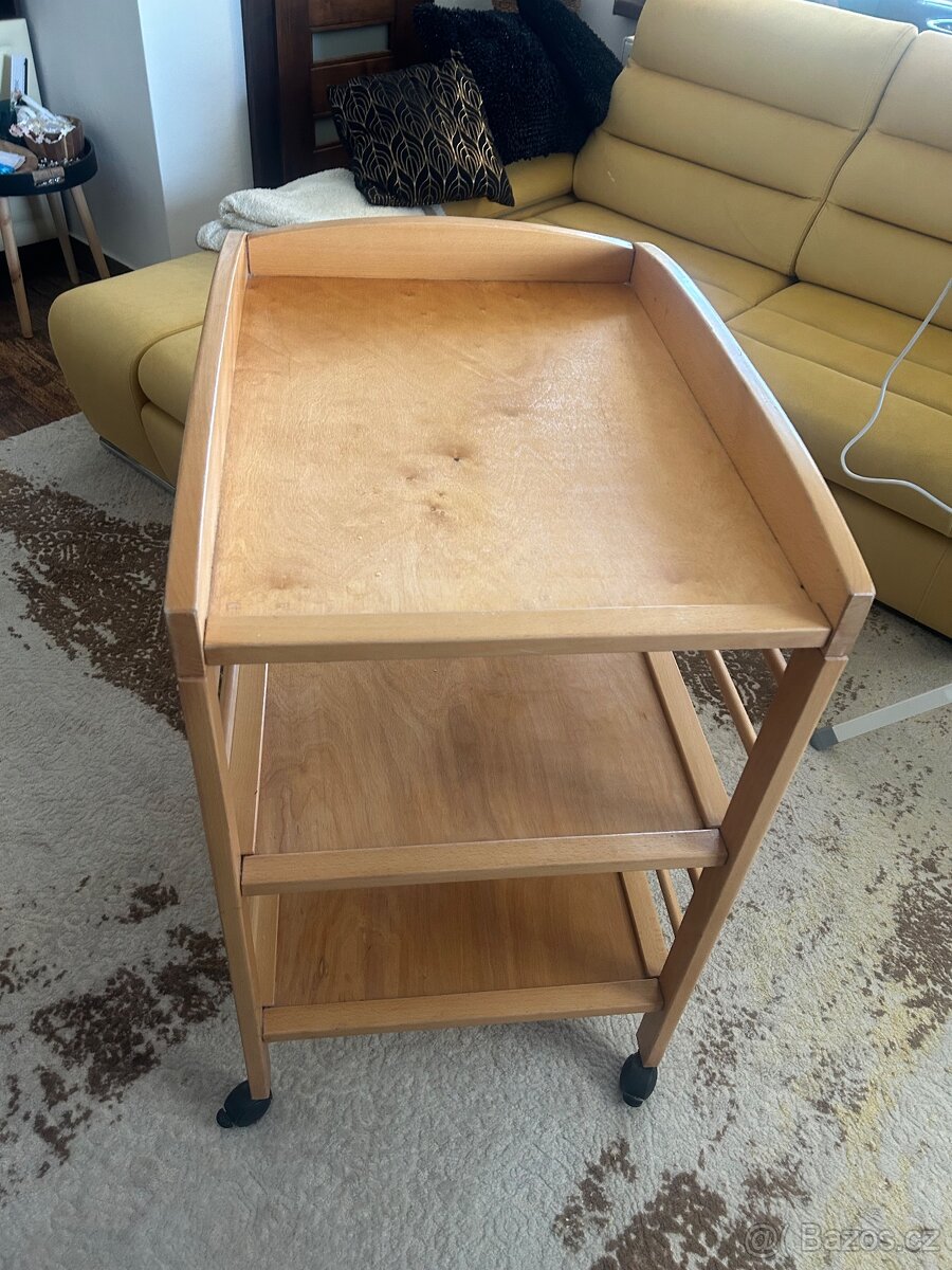 Přebalovací pult - 2