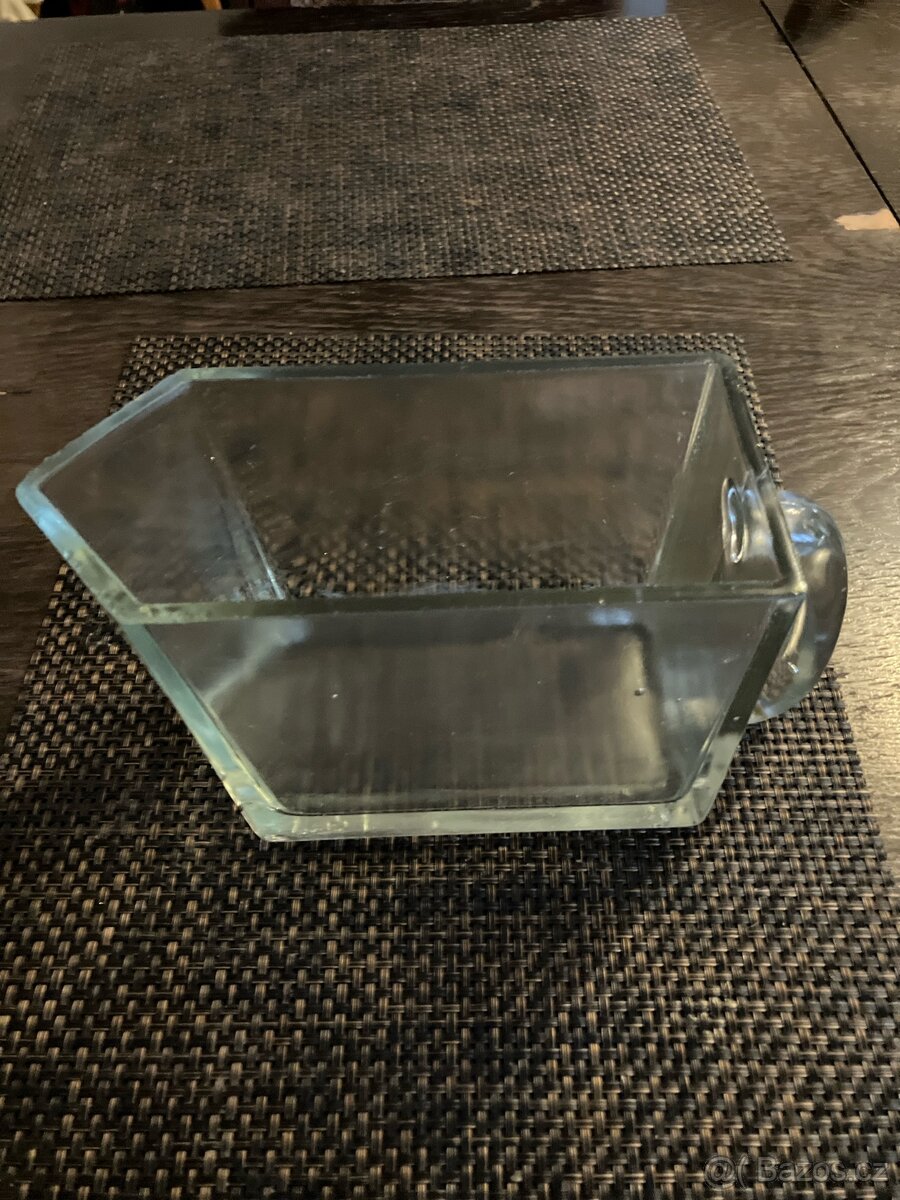 Skleněné dózy - 2