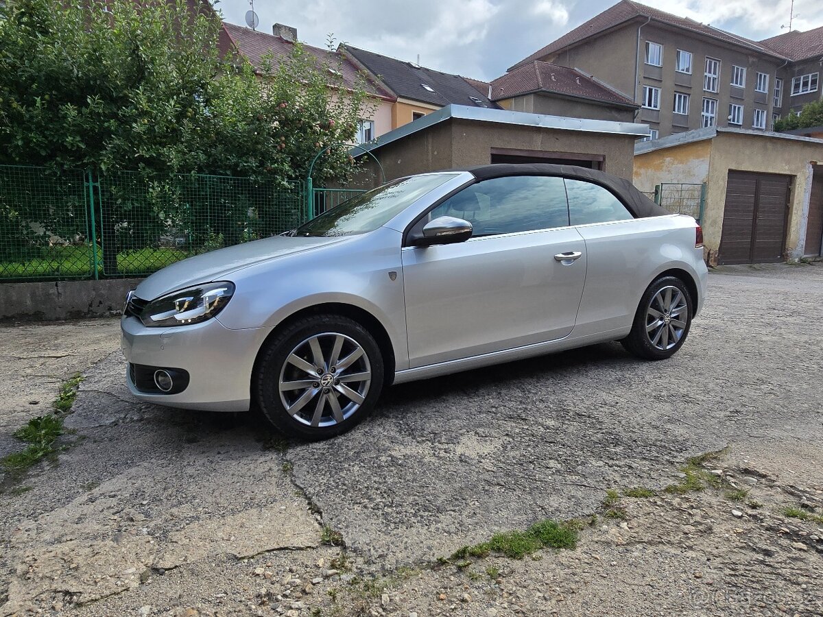 VW Golf Kabriolet, najeto pouze 69000 km - 2