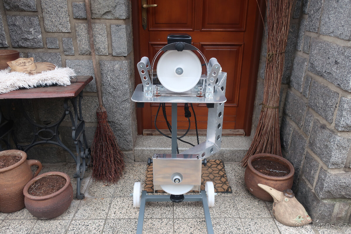 Pásová pila tesařská - 2