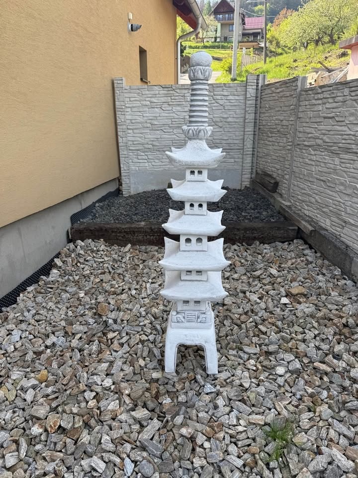 🏯 Zahradní japonská pagoda, socha - 2