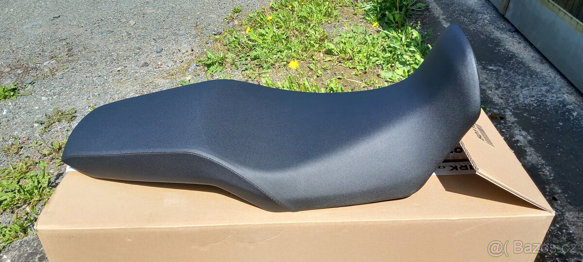 Prodám sedlo na Hondu xl transalp 750