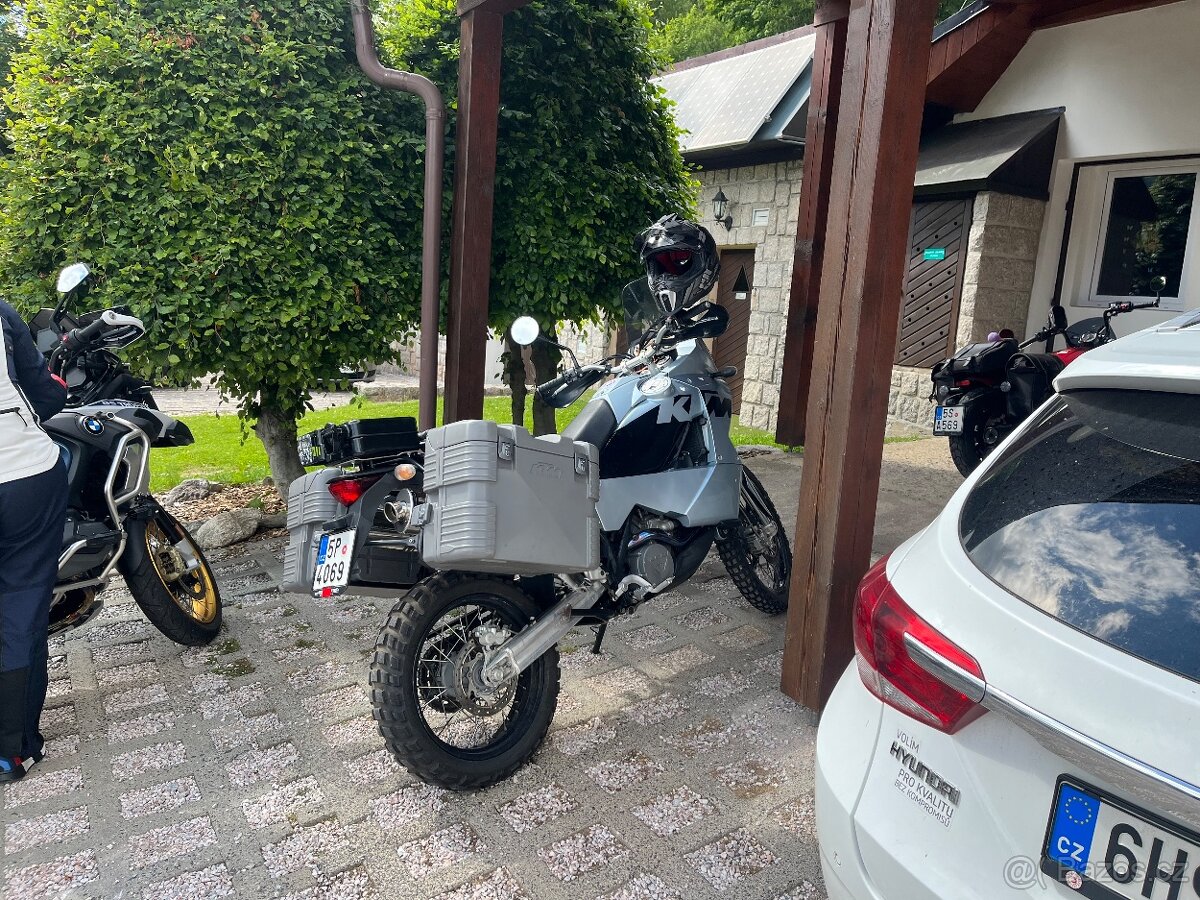 KTM 950 Adventure