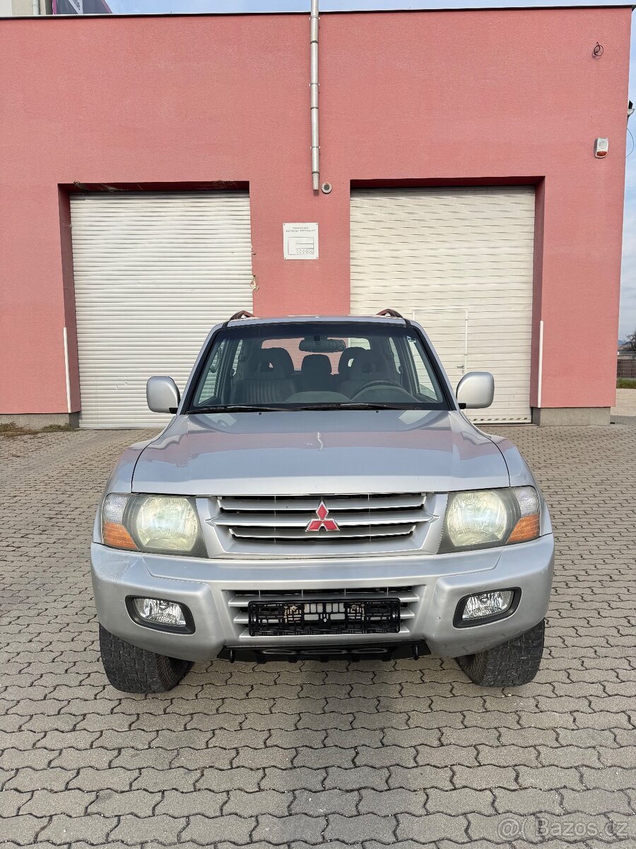 Mitsubishi Pajero 2.5tdi 4x4 - 2