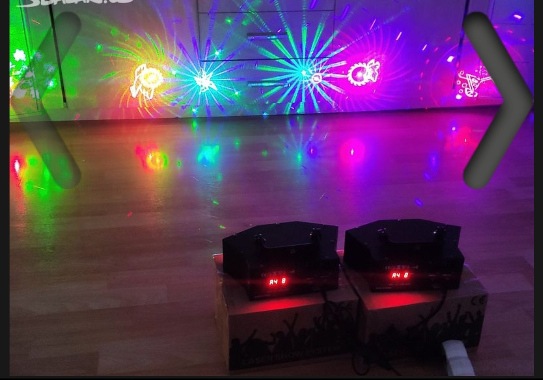 2 ks Nové Laser / strobo 2v1 - 2