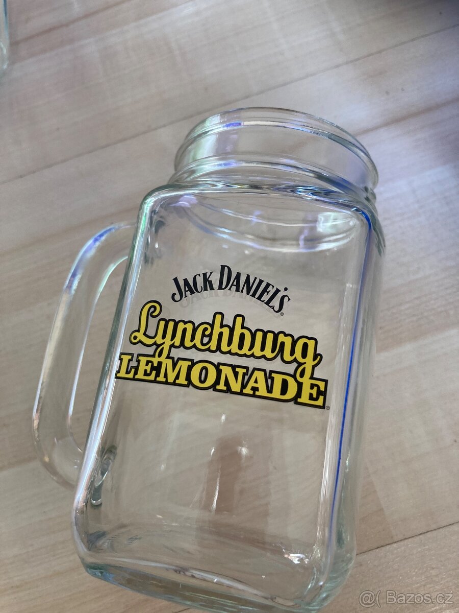 Kuchyňské nádobí a koš - 2