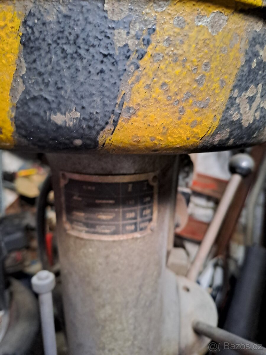 Stojanová vrtacka - 2