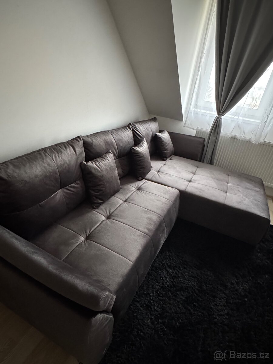 Rozkládací gauč - 2