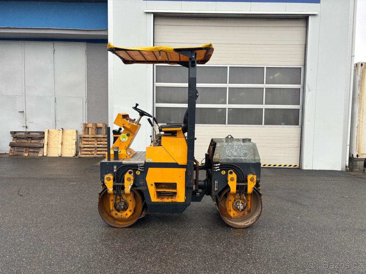 Kloubový válec Steck TB21, 2.3 t - 2