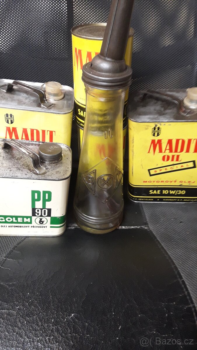 Plechovky s originálním olejem - 2