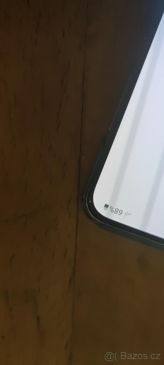 Samsung Galaxy S20 plně funkční + krabice pouzdro - 2