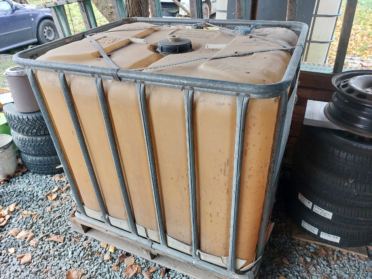 Použíta IBC Nádrž (Kontejner) - 2