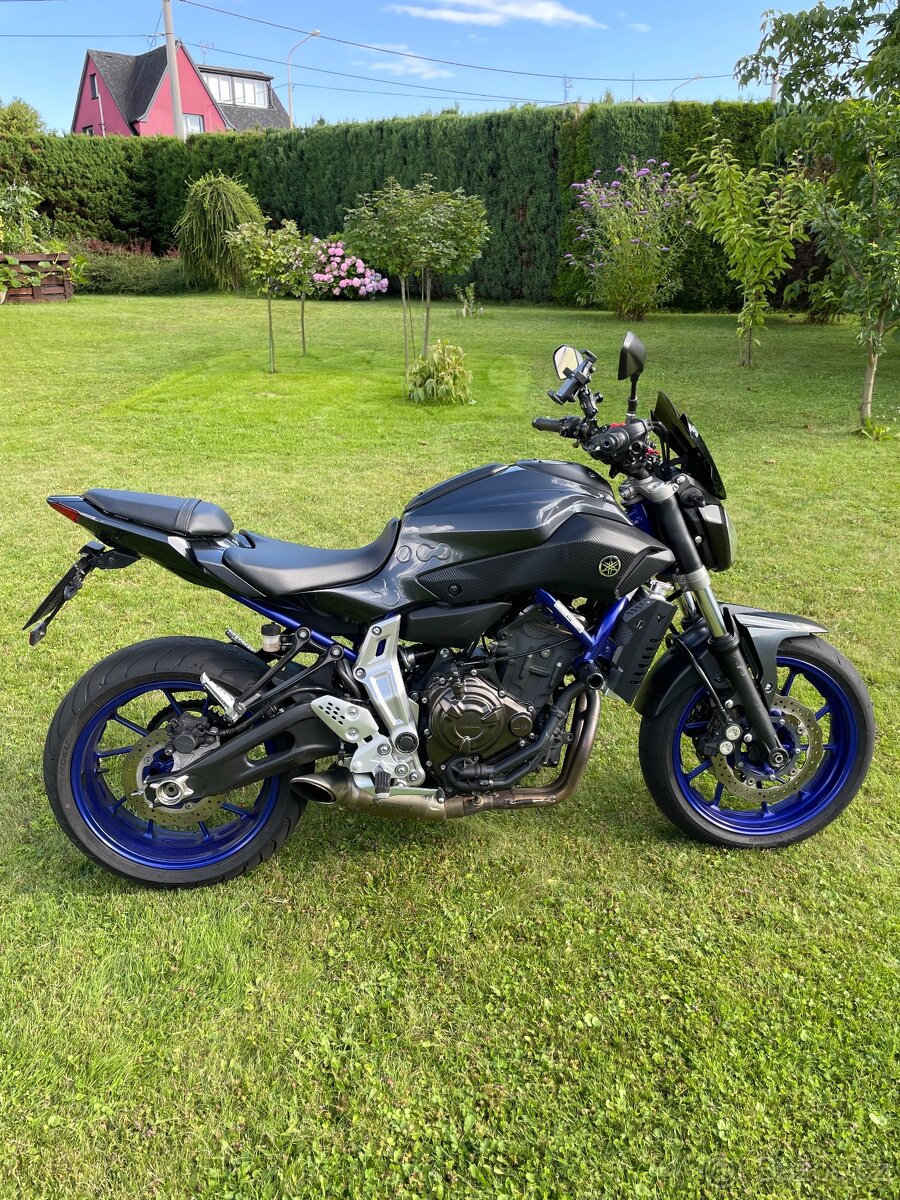 Yamaha MT07 - 2