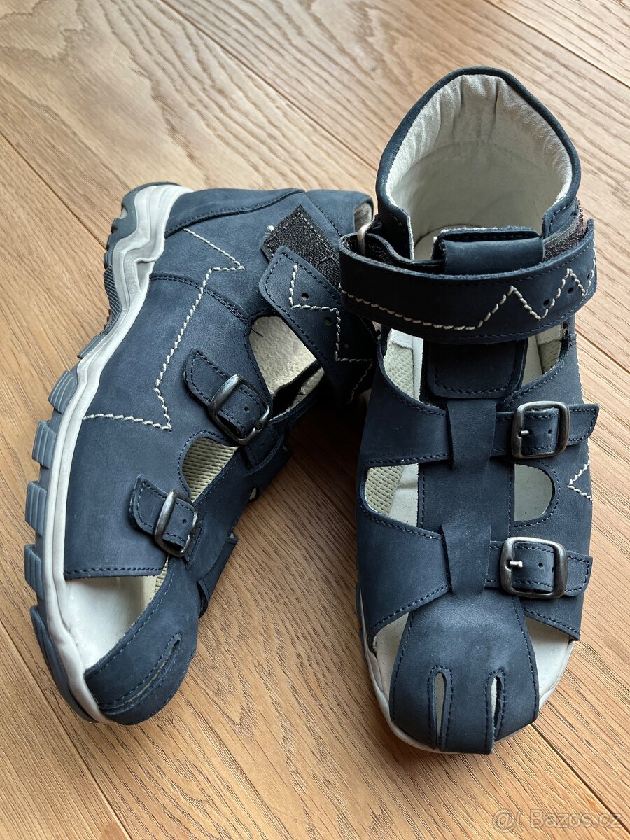 Nové sandály ESSI vel.36 - 2