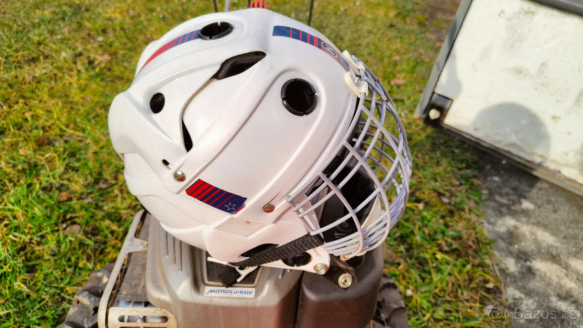 Hokejová helma Okula Nýrsko H-E 8/II s krytem - 2